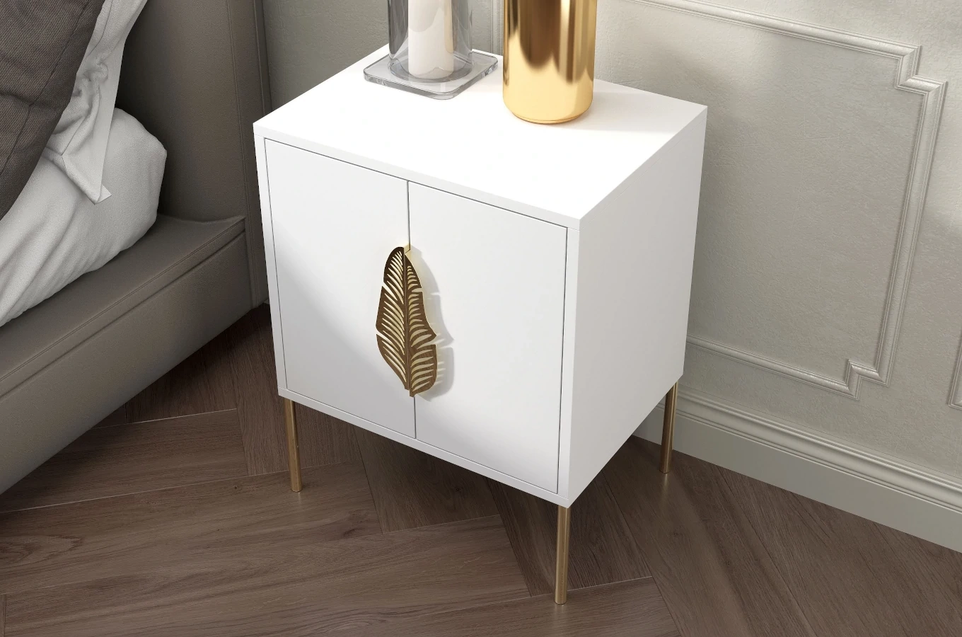 Skandica Merlin Nachttisch, Beistelltisch Mit Goldenen Details / 54 Cm / Weiß