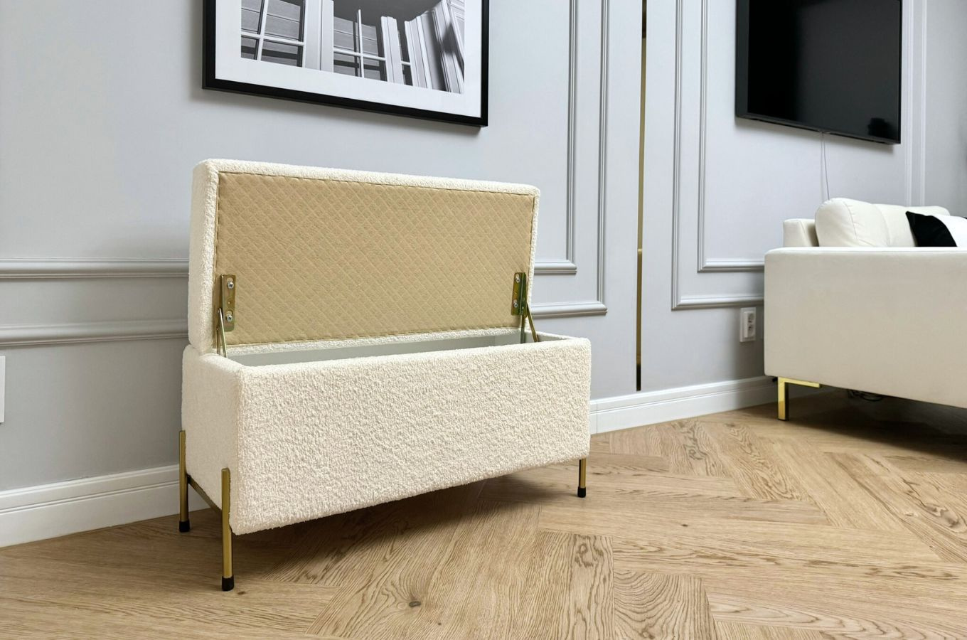 Dancan Borgo Polsterbank Mit Stauraum / Sitztruhe Mit Goldenen Beinen / Fussbank / 80 Cm / Boucle-Stoff creme
