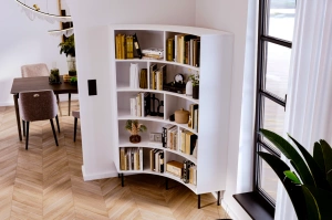 Skandica Horn Eckregal / Bücherregal / Hoches Regal In Bogenform / Mit Schwarzen Beinen / 10 Fächern / 100 Cm / Weiß