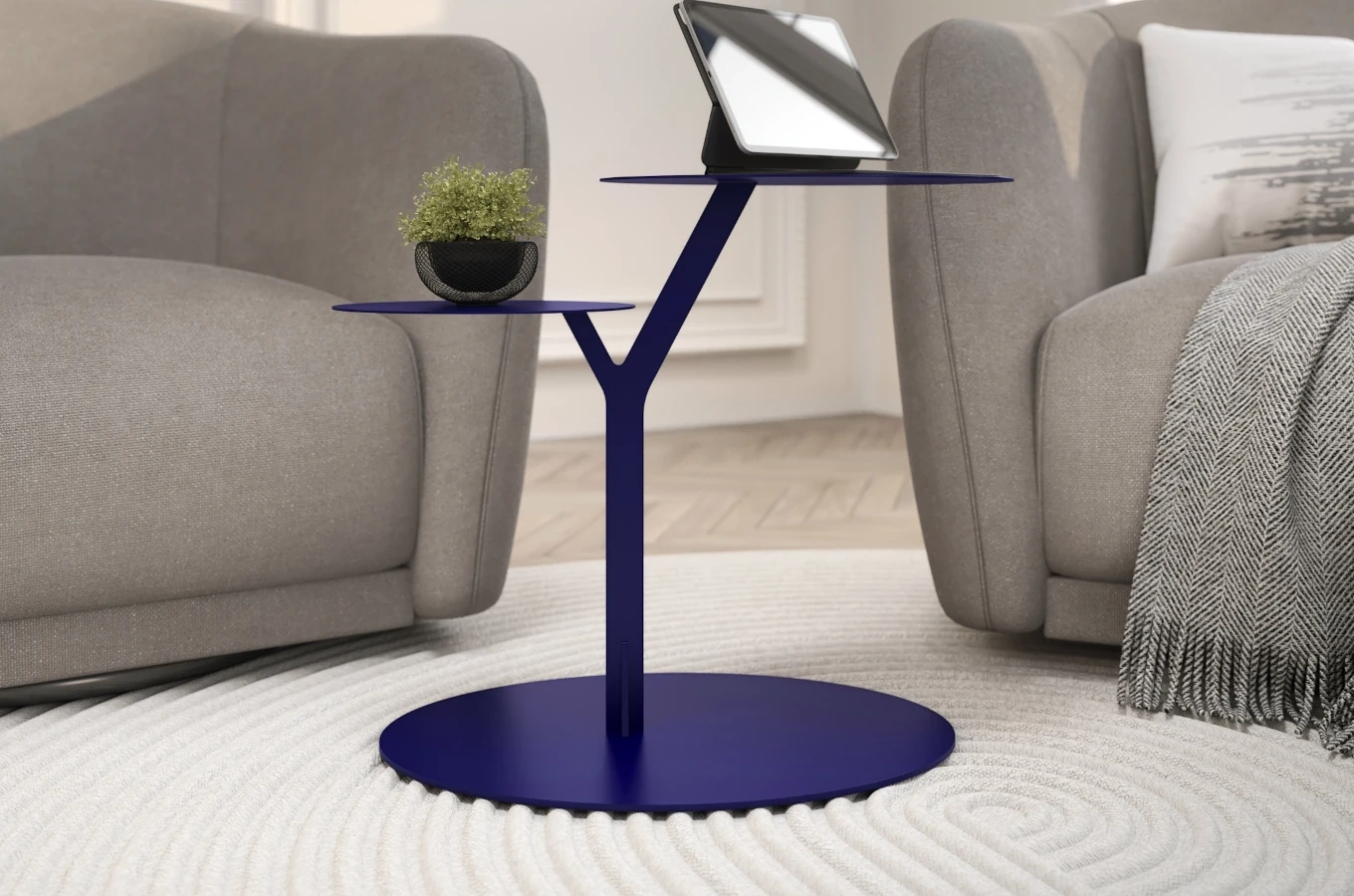 Eleganter Metall-Beistelltisch Kayani Iroko / Marineblau